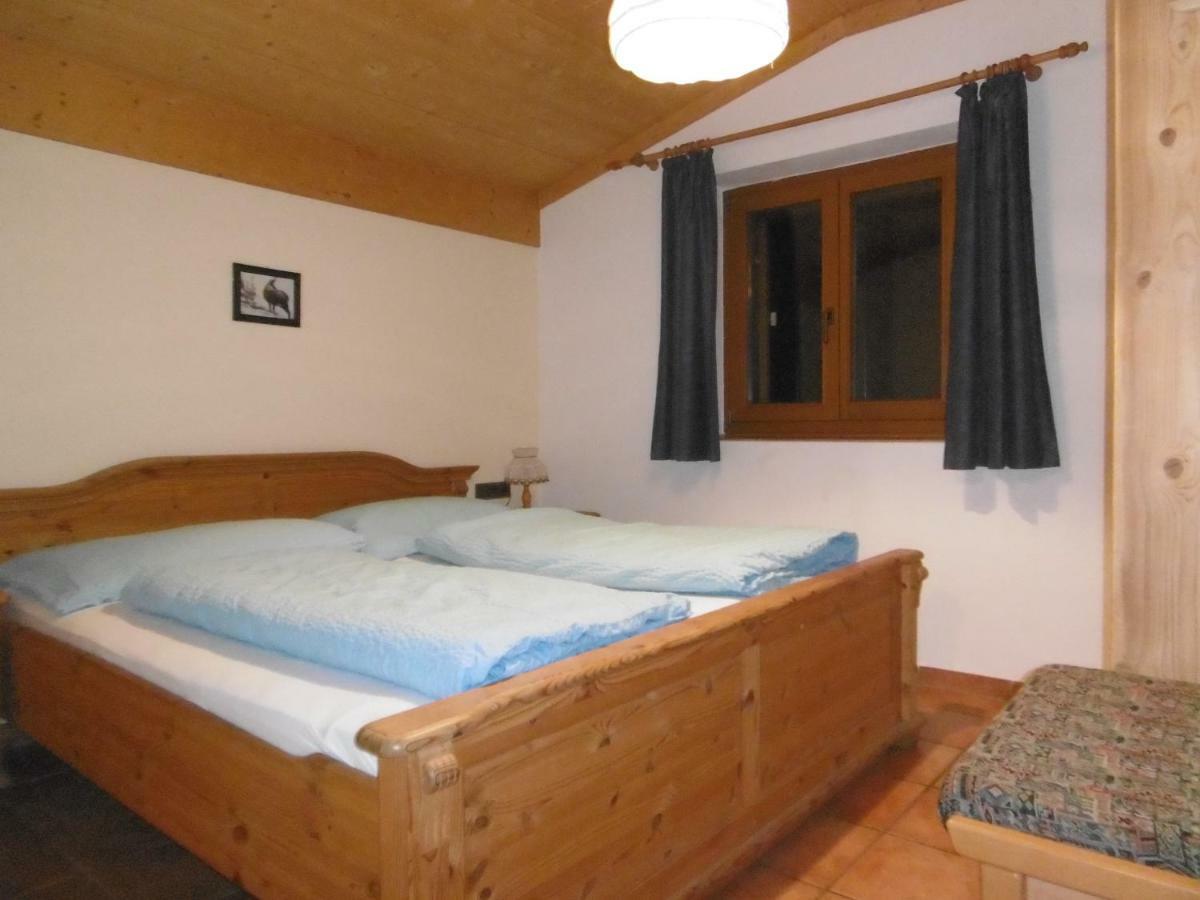Ferienhaus Roemerhuette Heiligenblut Esterno foto