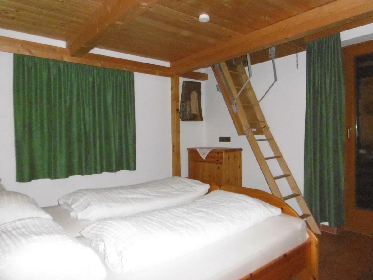 Ferienhaus Roemerhuette Heiligenblut Esterno foto
