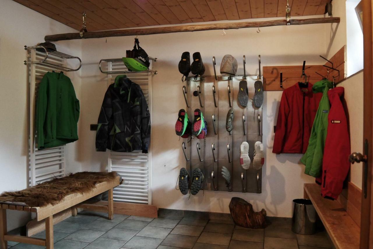 Ferienhaus Roemerhuette Heiligenblut Esterno foto